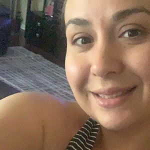 Meet your Posher, Zaida